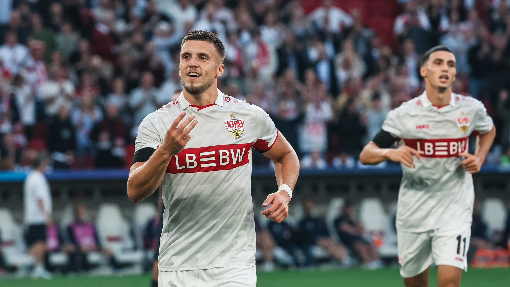 Demirović ispisao historiju Lige prvaka: Samo četiri igrača bila su brža od njega!